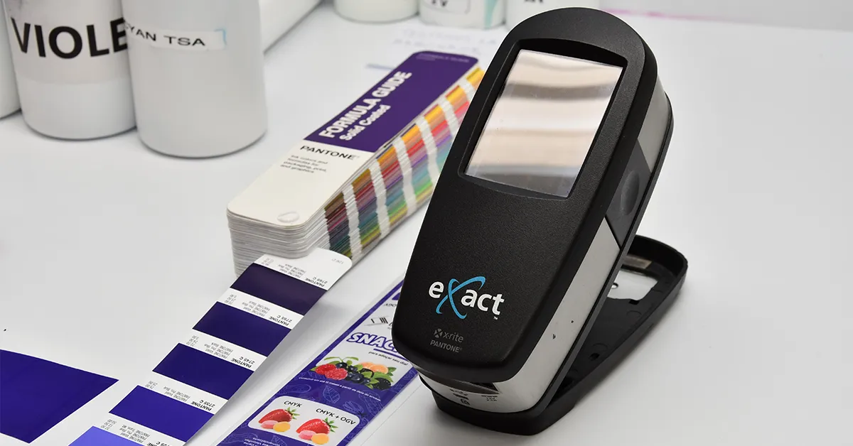 Cadeia de embalagem: evite erros de cor com pré-impressão.